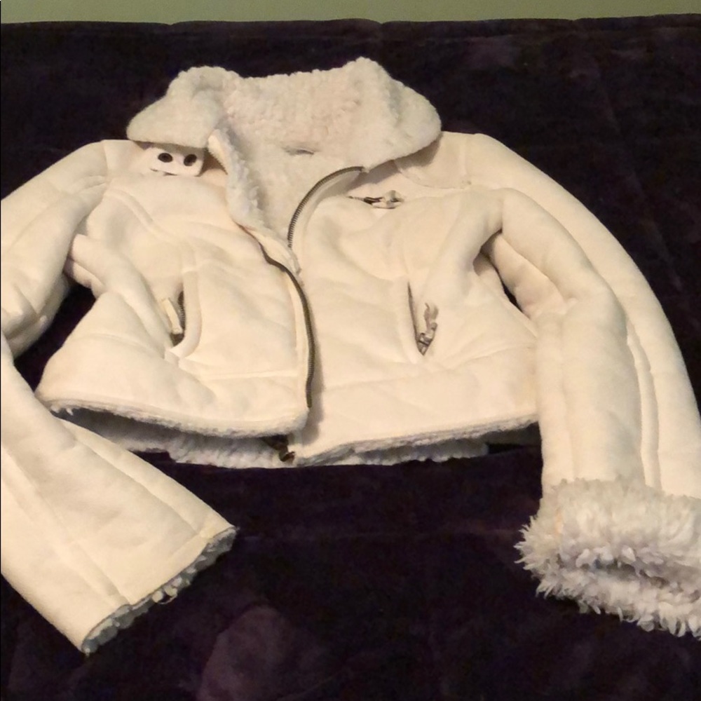 Coat - Picture 6 of 6